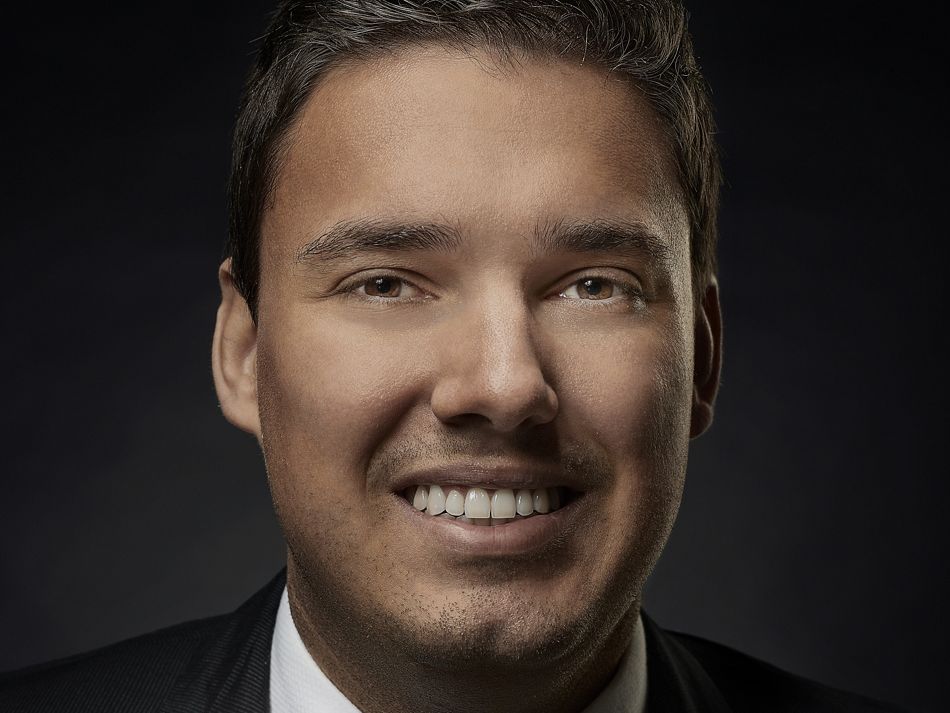 Dr Vítor Sapata
