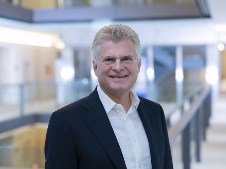Stefan Meister - Straumann Group